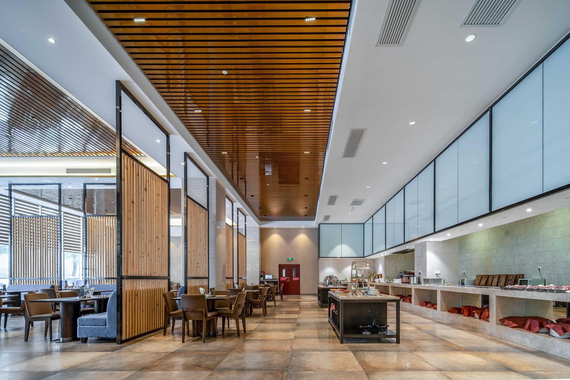 Phoenix Hill Hotel Dongguan - Golf Course Shop Extérieur photo